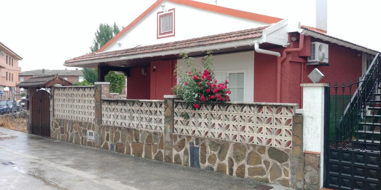 La Casita De Lola Sotillo de la Adrada Exterior foto